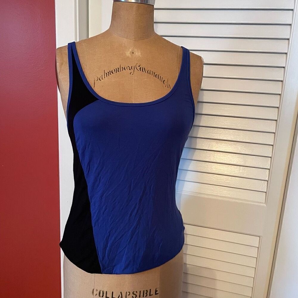PURE BARREโ| blue & black cross back tankโXS